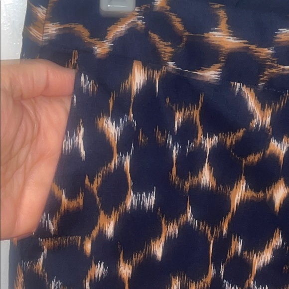 Boden Navy Blue and Brown Leopard Print Women's Pants size 6P - Picture 3 of 8
